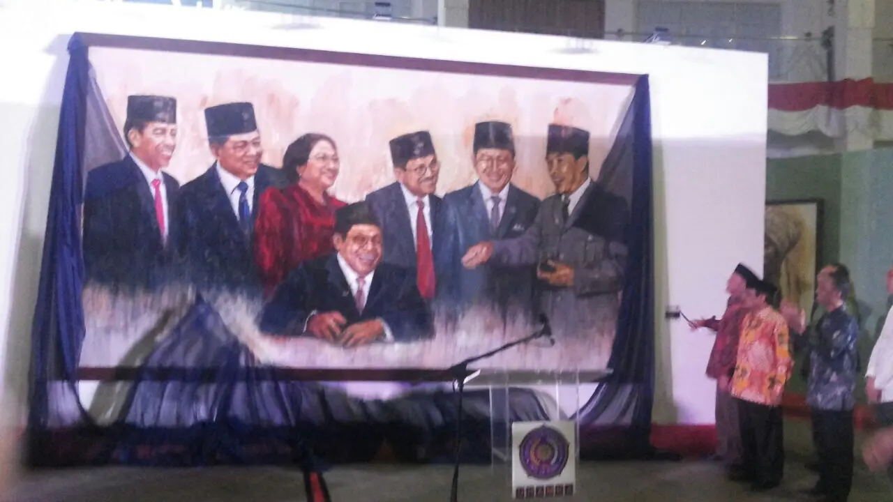 Lukisan Obrolan 7 Presiden di Pameran Lukisan 72 Tokoh Indonesia.