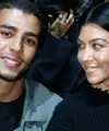 Younes Bendjima dan Kourtney Kardashian memutuskan untuk menyudahi hubungan mereka. (Celebrity Insider)