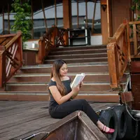 Ramalan zodiak Libra 2026 yang penuh dengan hal yang menjanjikan./copyright fimela/adrian putra