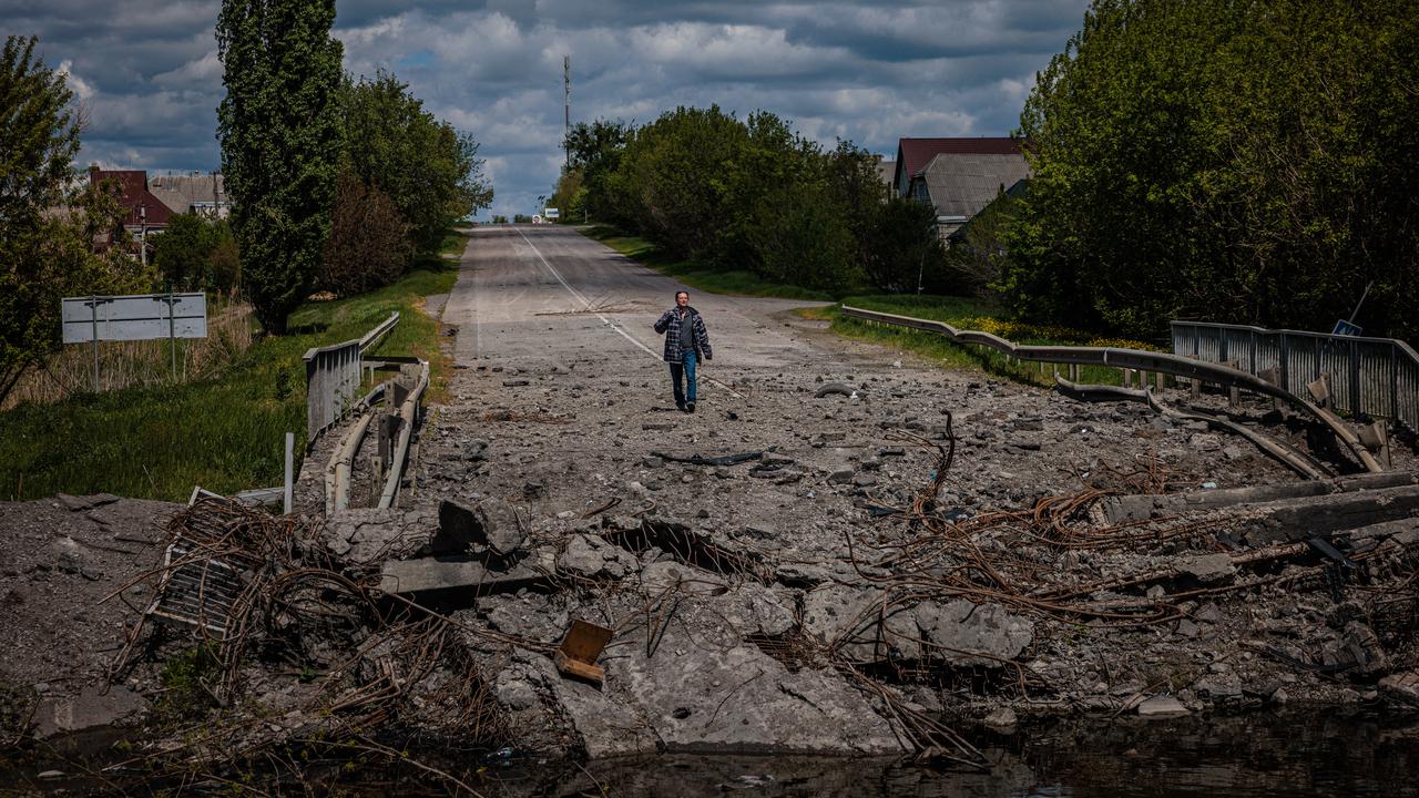 Secercah Harapan dan Ketakutan dari Desa di Ukraina Dekat Perbatasan Rusia-AFP