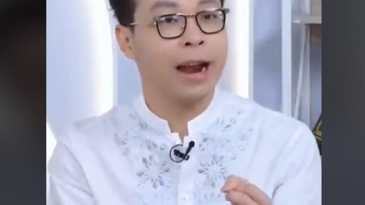 Dikabarkan Mualaf, Beredar Video dr Richard Lee Pakai Baju Koko dan Hapal Terjemahan Surat Al-Fatihah