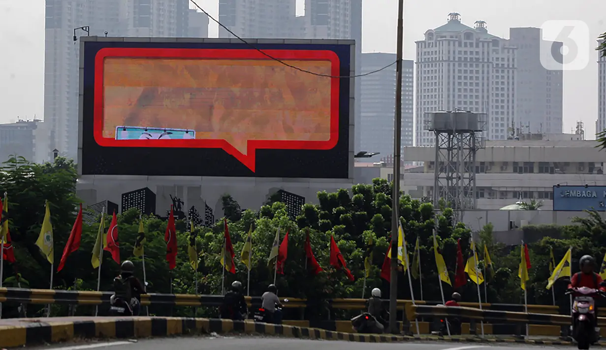 Dalam laman tersebut dikatakan bahwa polusi udara telah menyebabkan kurang lebih 4.800 kematian di Jakarta pada 2023. (merdeka.com/Arie Basuki)