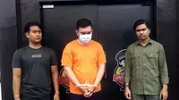 Oknum Pegawai BMKG Bonebol RE alias Ricard ditetapkan sebagai tersangka kasus pornografi (Arfandi Ibrahim/Liputan6.com)