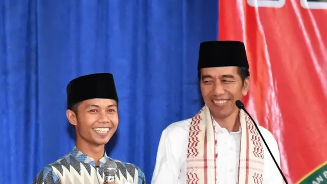 Jokowi saat bersilaturahmi ke Pondok Pesantren (Ponpes) Darussalam, Ciamis