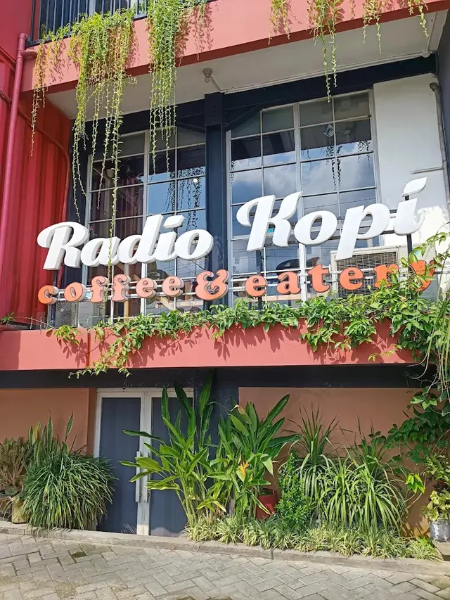 12 Rekomendasi Tempat Makan Enak di Gombong Kebumen 2025, dari Tempat Legendaris hingga Kafe Hits