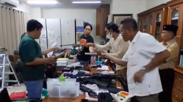 Penjelasan eks Ketua Yayasan Soal 995 Senjata di Sekolah Jaksel
