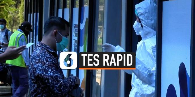 VIDEO: Antrean Rapid Test Antigen di Bandara Soekarno-Hatta