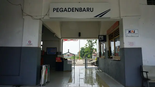 Kereta Api Anjlok