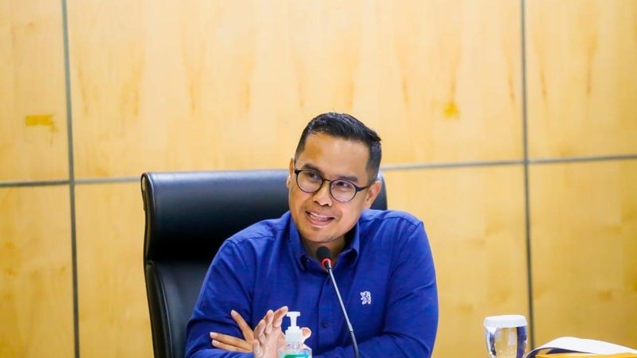 Pemkot Tangsel Gratiskan Seragam Batik dan Olahraga, Ringankan Beban Orang Tua di Tahun Ajaran Baru