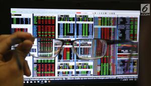 Layar sekuritas menunjukkan data-data saat kompetisi Trading Challenge 2017 di Bursa Efek Indonesia, Jakarta, Kamis (7/12). Kompetisi Trading Challenge 2017 ini sebagai sarana untuk menciptakan investor pasar modal berkualitas. (Liputan6.com/Angga Yuniar)