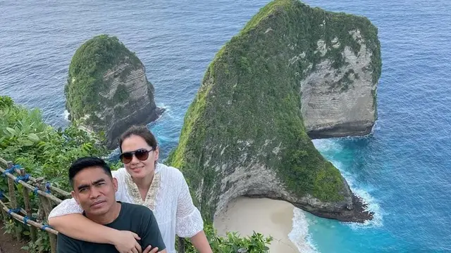 Hidup Cathrine Wilson terlihat lebih bahagia usai dipersunting Idham Mase