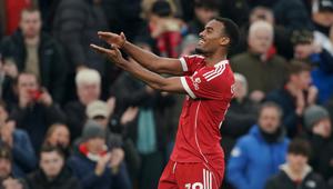 Selebrasi Ryan Gravenberch dalam laga Liga Inggris antara Liverpool vs Wolverhampton, Sabtu (27/12/2025). (AP Photo/Ian Hodgson)