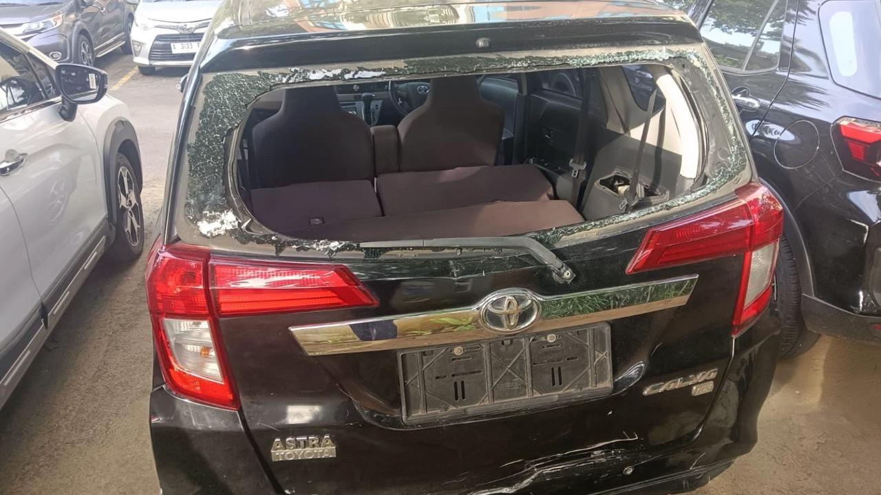 Begini Penampakan Terkini Mobil Calya Hitam Ugal-ugalan