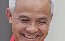 Gibran Disebut Masih Tegak Lurus dengan PDIP, Ganjar: Coba Tanyakan ke Beliau