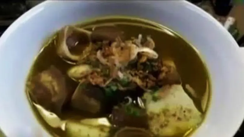 Nikmatnya Lontong Sapi Gokil Menu Kuliner Khas Iduladha