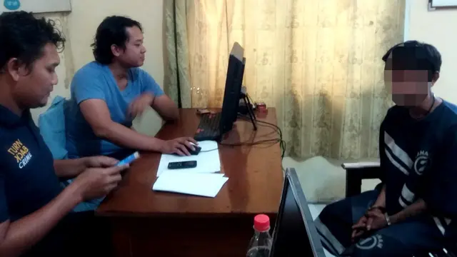 Dua pemuda mabuk obat batuk mencuri pakaian dan burung di Pemalang. (Foto: Liputan6.com/Polres Pemalang/Muhamad Ridlo)