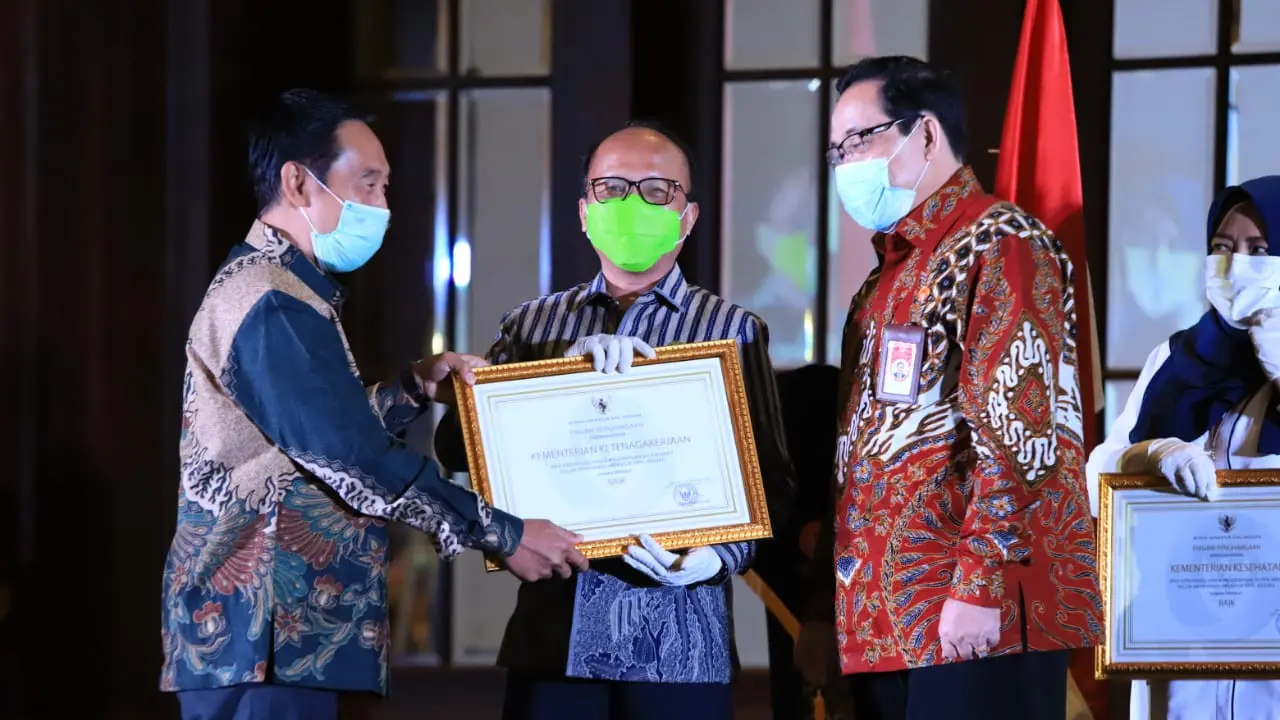 Kemnaker Raih Penghargaan Predikat Baik Dalam Penerapan Sistem Merit