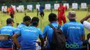 Para Atlet Panahan asal Lampung, saat beraksi pada Kualifikasi PON XIX-2016 Jawa Barat di Lapangan Panahan Senayan, Jakarta, Selasa (24/11/2015). (Bola.com/Nicklas Hanoatubun)