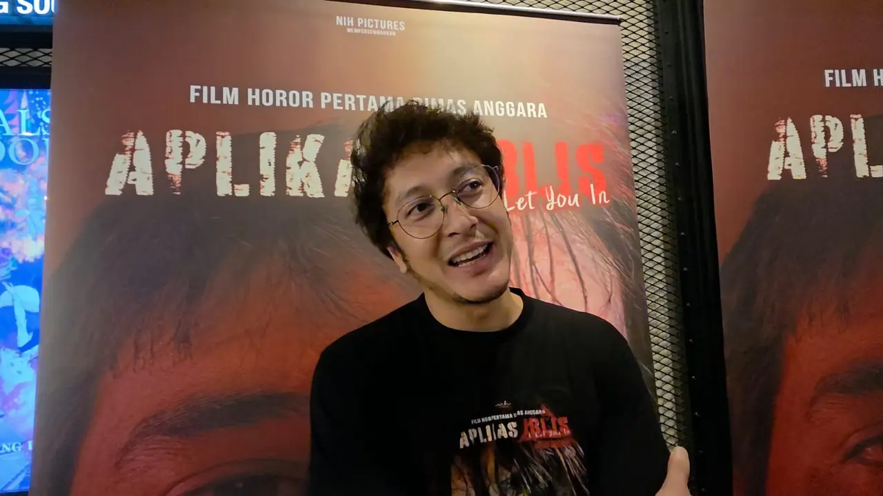 Film Aplikasi Iblis menandai debut penyutradaraan Dimas Anggara di genre horor. (Ratnaning Asih/ Liputan6.com)
