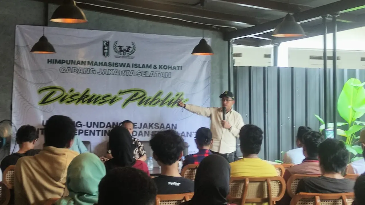 Himpunan Mahasiswa Islam Jakarta Selatan (HMI Jaksel) menyelenggarakan diskusi publik dengan tajuk "UU Kejaksaan: Antara Kepentingan dan Keadilan".
