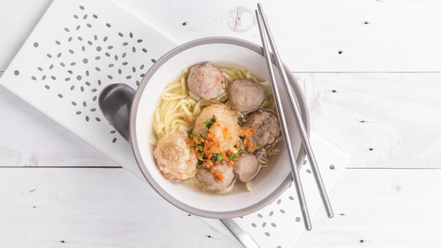 Ilustrasi Bakso Daging Ayam