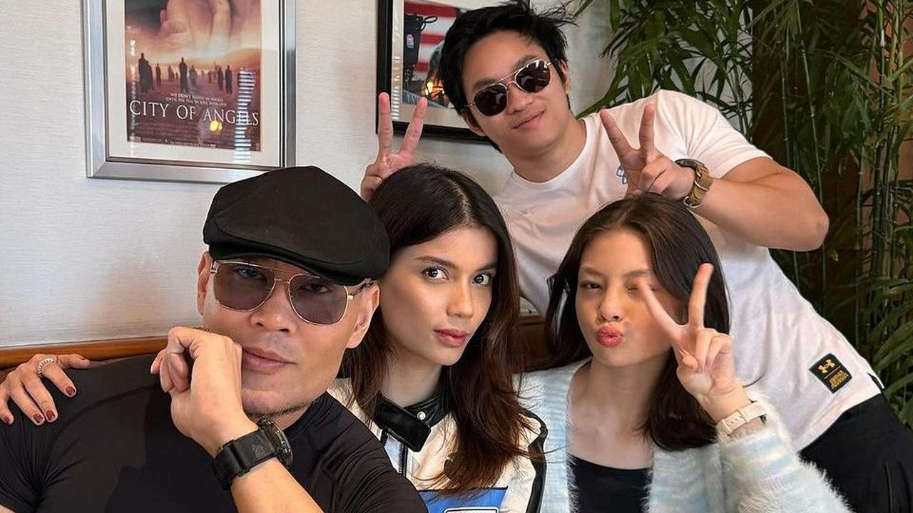 9 Potret Rumah Deddy Corbuzier dan Sabrina Chairunnisa, Bernuansa Tropis Modern