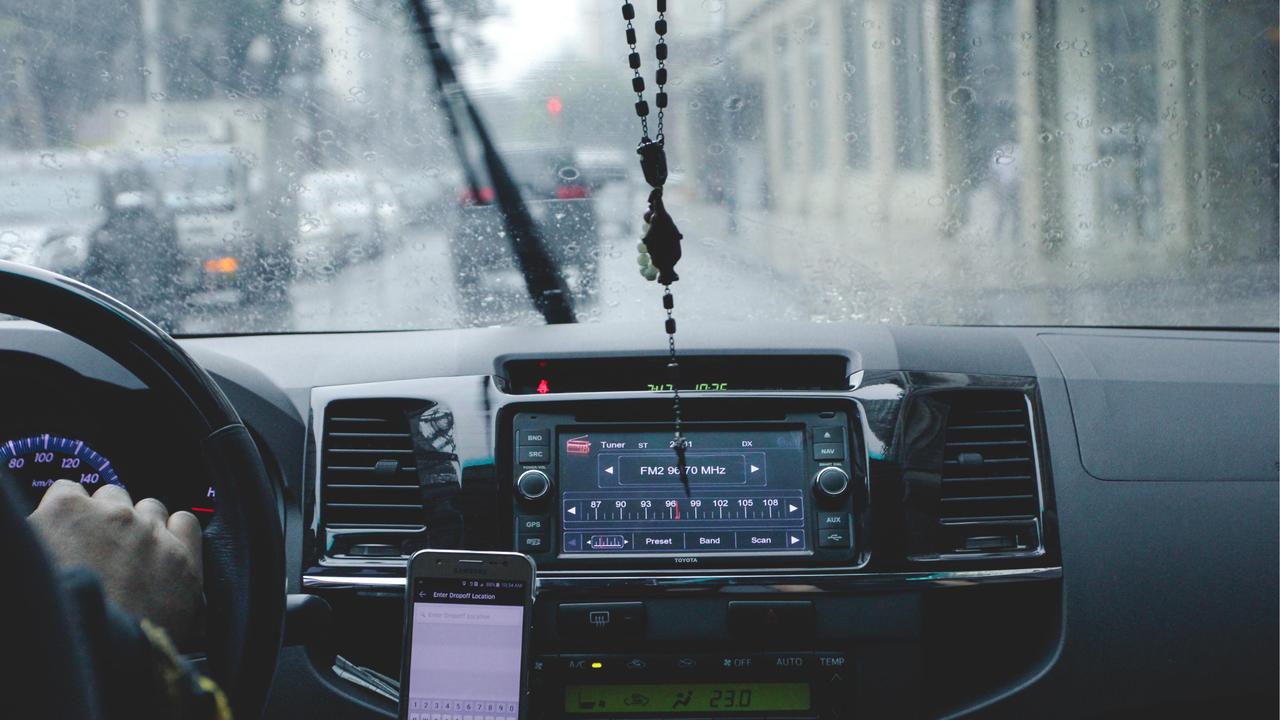 Kaca Mobil Berembun