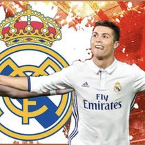 Kylian Mbappe dan Cristiano Ronaldo berseragam Real Madrid. (Bola.com/Benediktus Gerendo Pradigdo)