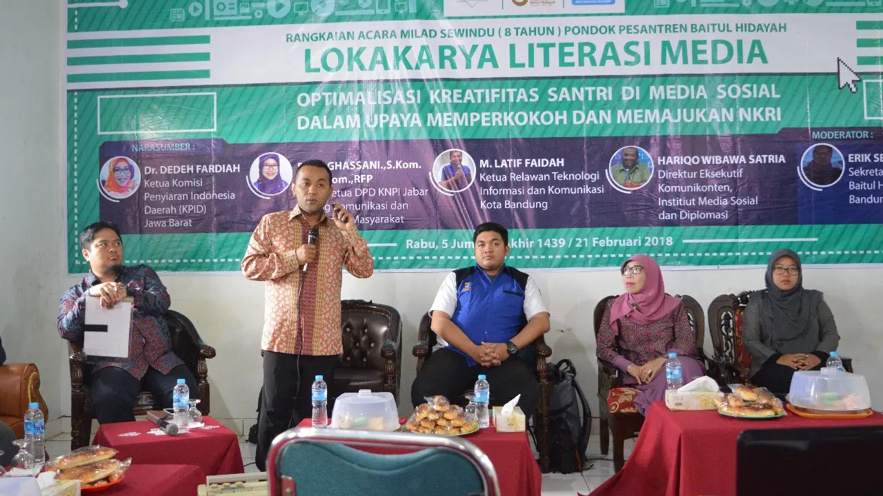 Lokakarya literasi media di Pesantren Baitlitul Hidayah (Liputan6.com/Pool/Komunikonten)