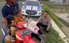 Viral Ibu-Ibu Menangis di Pinggir Jalan Gara-Gara Suami Beli Motor Atas Nama Sendiri