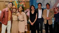 Sheila Dara dan Keluarga Vidi Aldiano (Sumber: Instagram/princessbesbarini/vidialdiano)