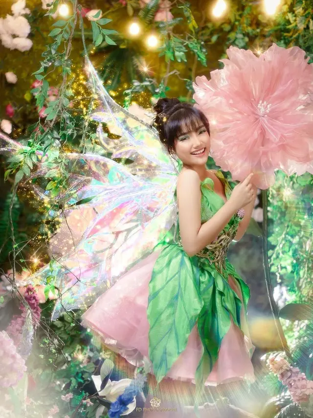 Fuji menjalani pemotretan berkonsep Tinker Bell