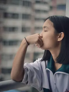 Overthinking sering dialami oleh semua orang baik pria ataupun wanita, anak muda ataupun orang dewasa (Photo by Unsplash.com/ 胡 卓亨)