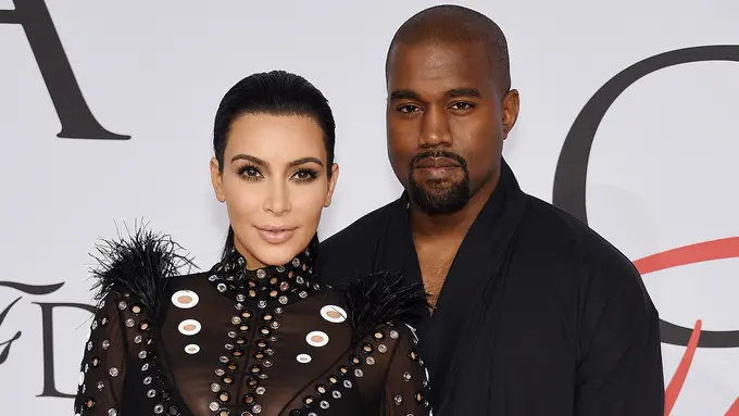 [Bintang] Kim Kardashian - Kanye West