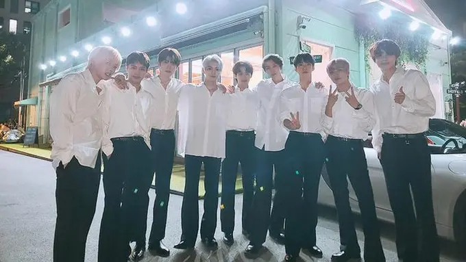 Bakal Manggung di Indonesia, Ini 8 Kostum NCT 127 yang Sukses Buat Fans Menjerit