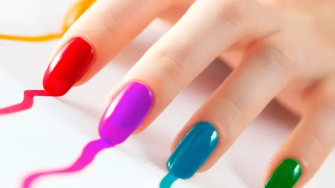 [Bintang] 15 Rahasia Manikur Kece yang Bisa Dipraktekan di Rumah