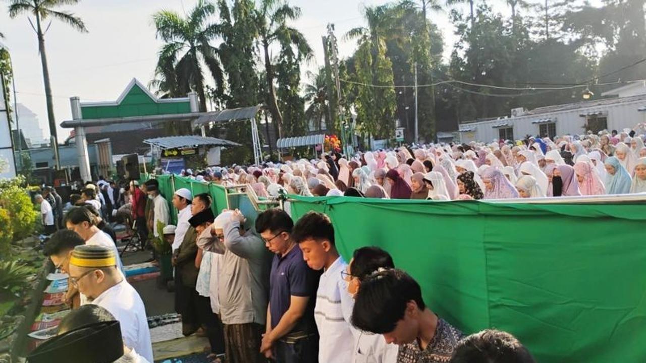Toleransi Idul Fitri Muhammadiyah: Jamaah Tekankan Persatuan di Tengah Perbedaan Penentuan Syawal