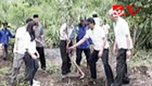Tekad Pundi Amal Hijaukan Lereng Merapi