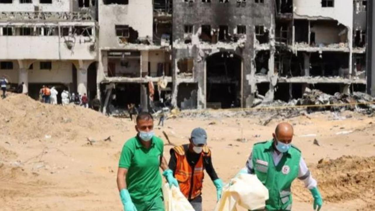 Dengan menyatakan perusahaan induk WhatsApp, Meta, terlibat dalam pembunuhan Israel terhadap  warga Gaza, Biggar menuduh Meta secara langsung melanggar hukum kemanusiaan internasional, serta komitmen publiknya terhadap HAM.