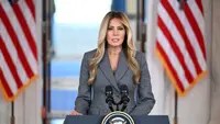 Kode Busana Melania Trump Saat Bantah Terlibat Skandal Epstein