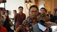 Wakil Menteri ESDM Yuliot Tanjung dalam acara Green Energy Summit 2025, di Jakarta, Selasa (23/9/2025). Yuliot menjelaskan mengenai eksepakatan antara Pertamina degan SPBU swasta soal pembelian BBM. (Liputan6.com/Arief)