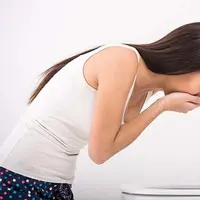 Begini tips pertolongan pertama saat keracunan makanan. (Sumber Foto: shutterstock/scary mommy)