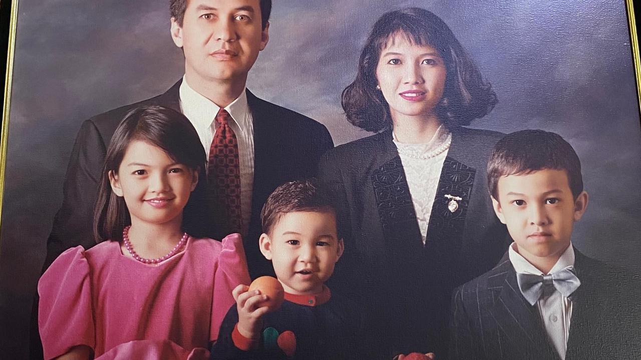 11 Potret Transformasi Raline Shah dari Masa ke Masa, Pesona Cantik Tak Pudar di Usia 39 Tahun