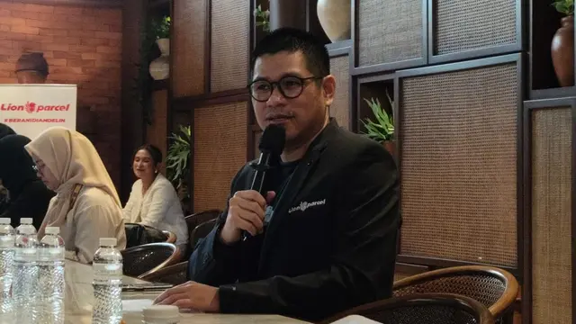Kenny Kwanto, Chief Marketing Officer Lion Parcel.