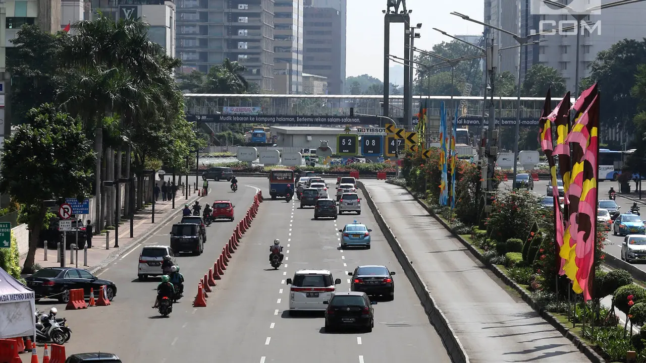 Libur Pilkada Jalanan di Ibu Kota Jakarta Tampak Lengang