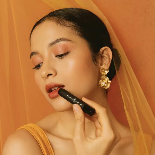 Putri Marino X Rollover Reaction