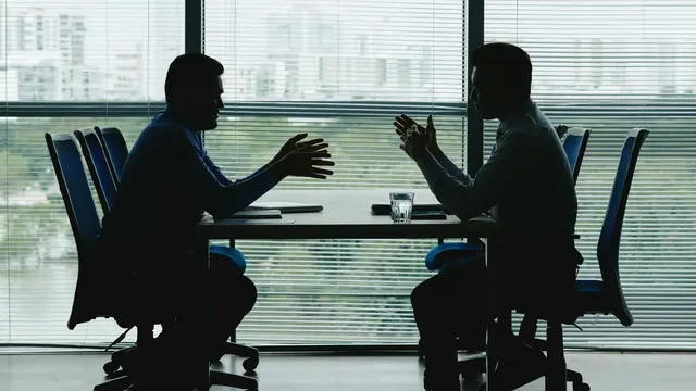 Sesuaikan Jadwal dan Mulailah Mendengarkan dengan Aktif [Dok/freepik.com]