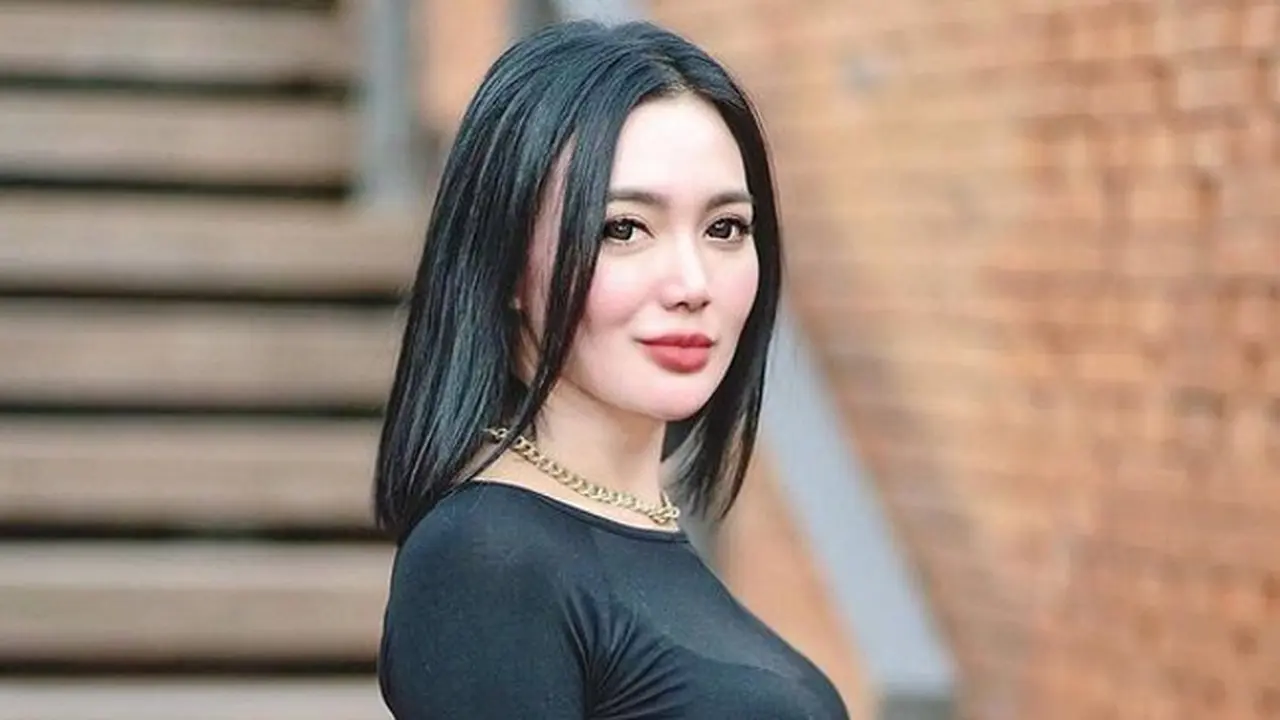 [Fimela] Wika Salim