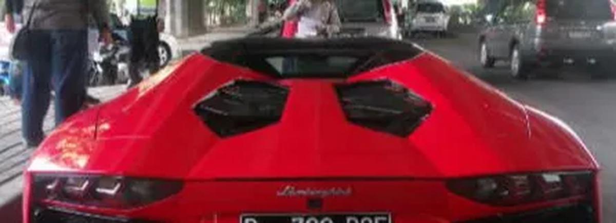 Lamborghini Mobil Sport Mewah