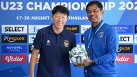Pelatih Thailand, Issara Sritaro, menegaskan timnya akan mewaspadai semua pemain Timnas Indonesia U-23 pada semifinal Piala AFF U-23 2023. (Instagram/@changsuek)